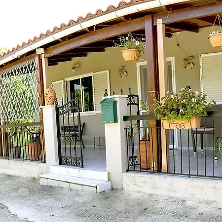 House Beside Lemon Tree Nyaraló Hriszí Aktí Haniá