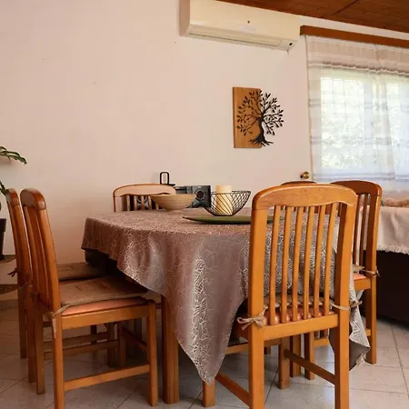 Holiday home House Beside Lemon Tree